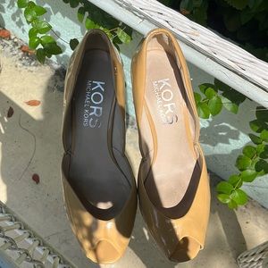 MICHAEL KORS WEDGES !